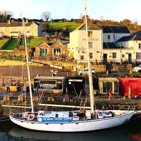 Stunning Yacht Sea Lion In Charlestown Harbour, Cornwall Hotell Exteriör bild