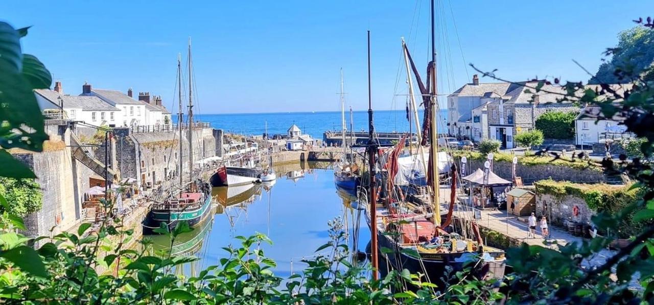 Stunning Yacht Sea Lion In Charlestown Harbour, Cornwall Hotell Exteriör bild